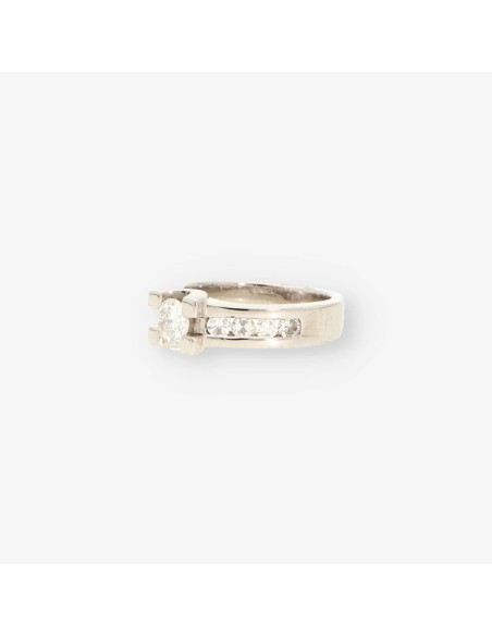 Anillo oro blanco y bri aprox. 0.40 Qt
