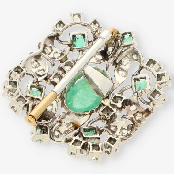 Broche oro blanco esmeralda y brillantes