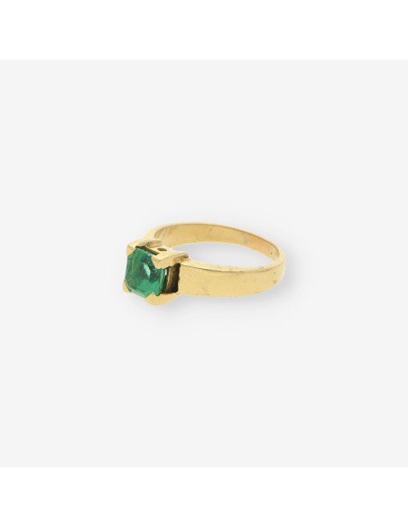 Anillo oro piedra verde