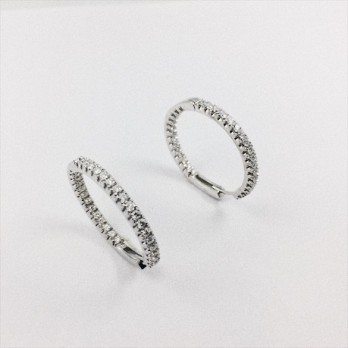 Pendientes criolla en oro blanco y brillantes