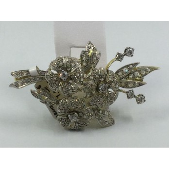 Broche en oro blanco y amarillo cuajado de brillantes. 2
