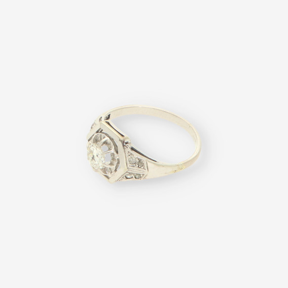 Anillo oro blanco y bri aprox. 0.50 Qt.