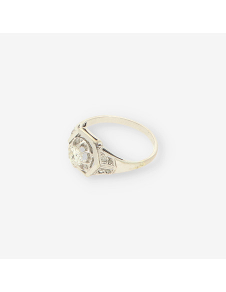 Anillo oro blanco y bri aprox. 0.50 Qt.