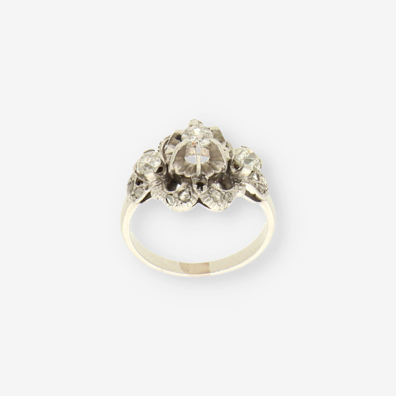 Anillo roseton oro blanco y bri