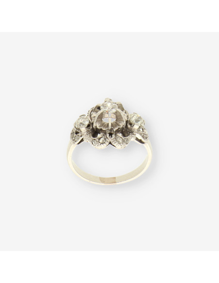 Anillo roseton oro blanco y bri