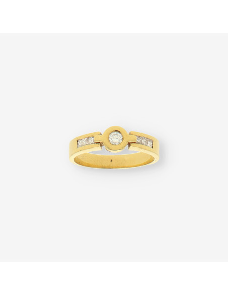Anillo oro y bri