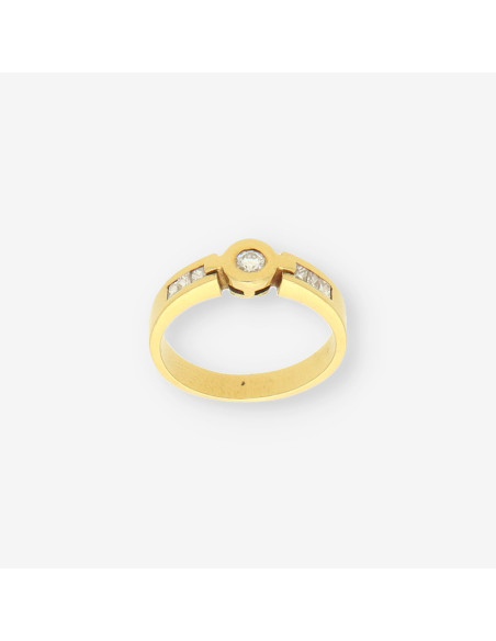 Anillo oro y bri