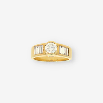 Anillo de oro bri