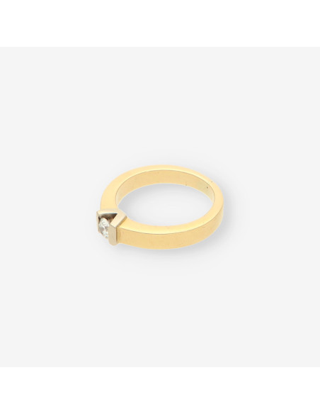 Anillo oro y bri