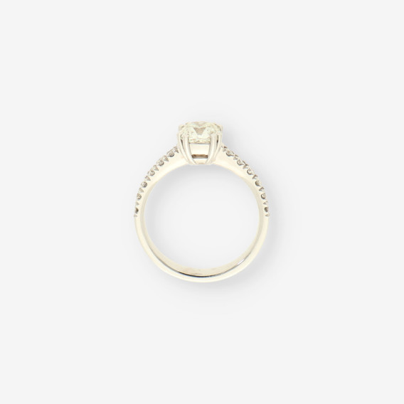 Anillo oro bl y brillante cojin 1.25 Ct.
