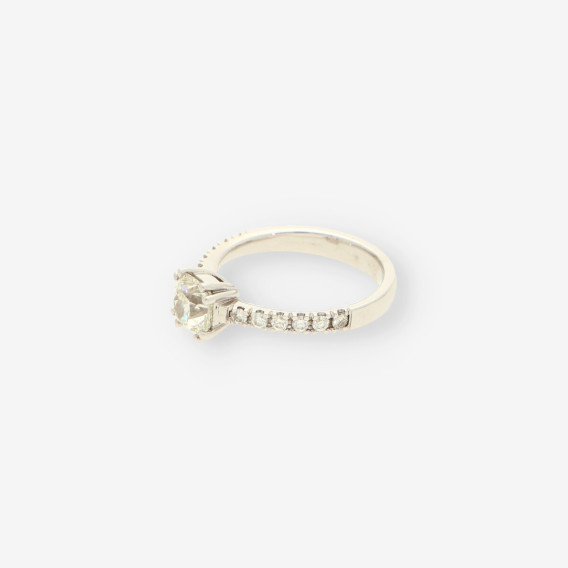 Anillo oro bl y brillante cojin 1.25 Ct.