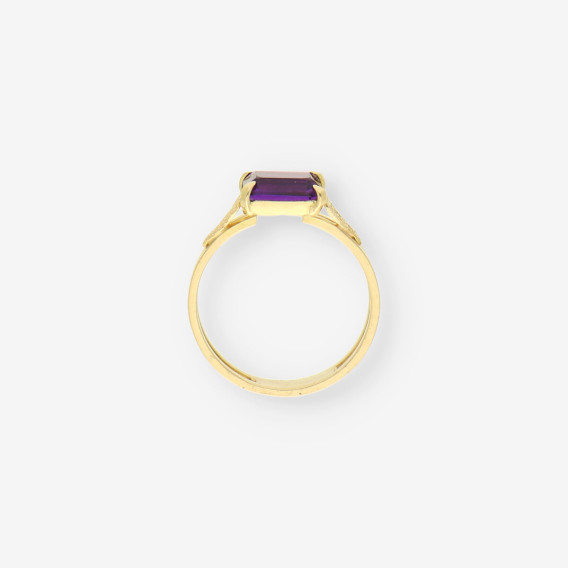 Anillo Solitario oro y p. lila