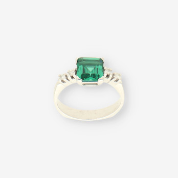 Anillo oro blanco p. verde y brillantes 2