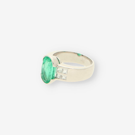 Anillo oro bl. Esmeralda y brillantes
