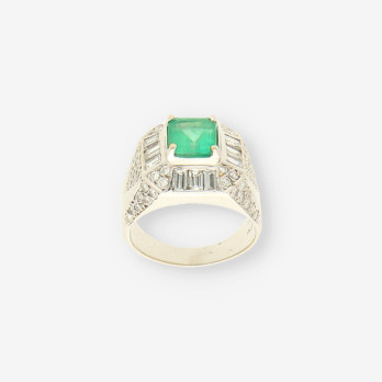 Anillo oro bl. Esmeralda y brillantes 2