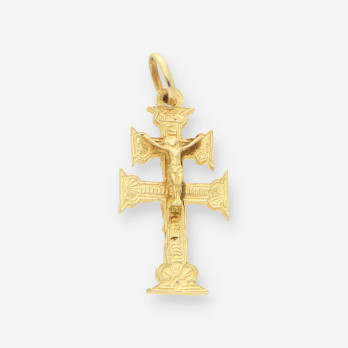 Colgante cruz caravaca oro