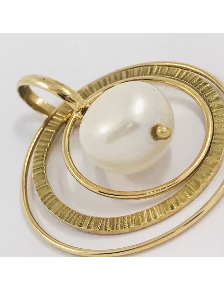 Colgante triple aro en oro 18kt con perla