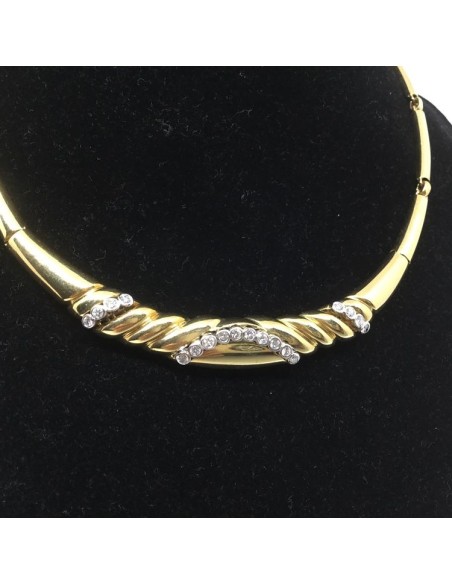 Gargantilla en oro blanco con centro de tres lÃ­neas de brillantes