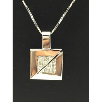 Colgante de oro blanco con brillantes