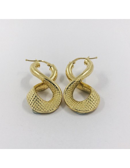 Pendientes con forma de 8 en oro 18kt.
