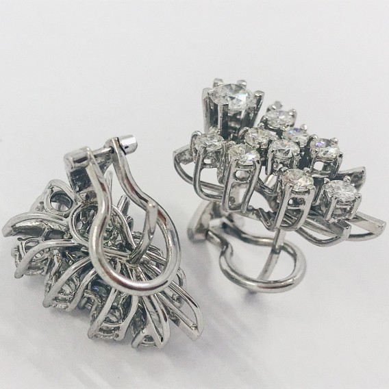 Pendientes de oro blanco y brillantes