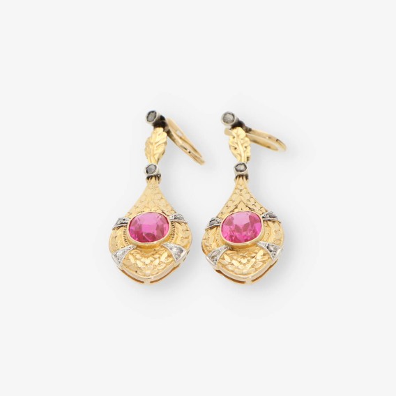 Pendientes largos vintage en oro 18kt