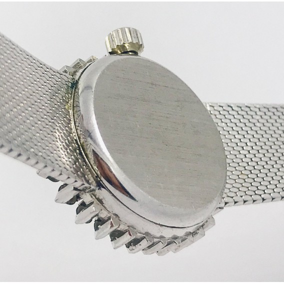 Omega Geneve en oro blanco con brillantes.