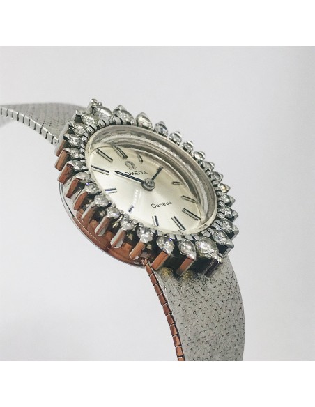 Omega Geneve en oro blanco con brillantes.