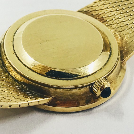 Omega De Ville en oro de 18kt.