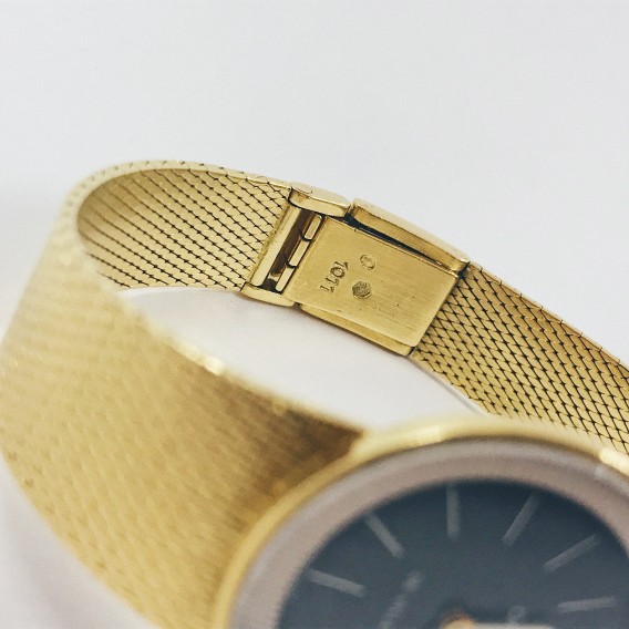 Omega De Ville en oro de 18kt.
