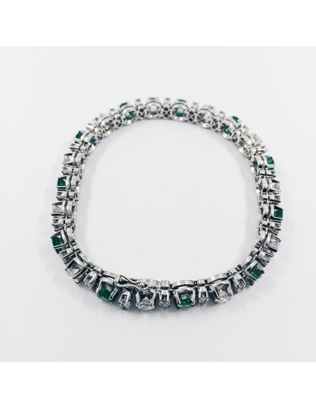Pulsera de oro blanco con esmeraldas y brillantes