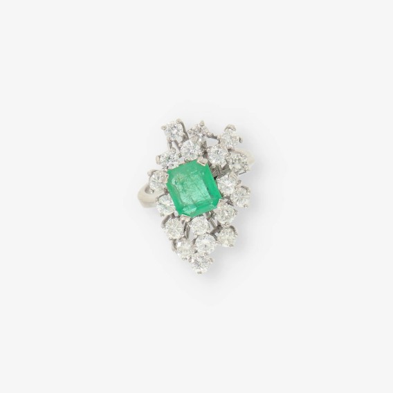 Anillo oro blanco esm. y bri