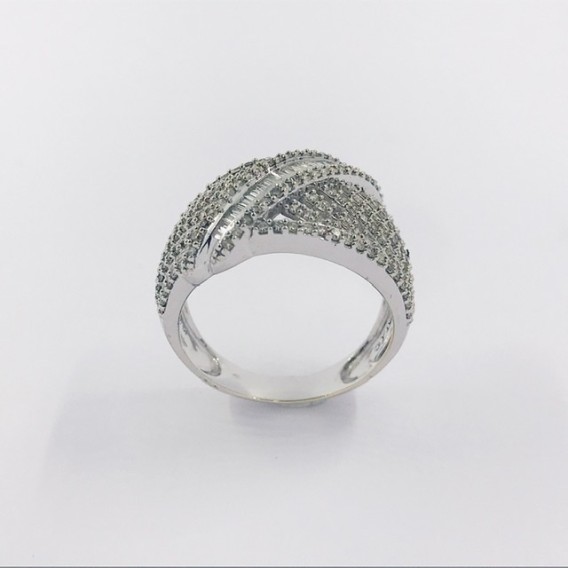 Anillo en oro blanco 18kt con brillantes