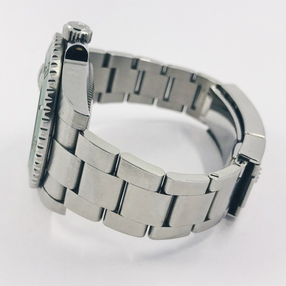 Rolex Submariner Date 116610LV Hulk