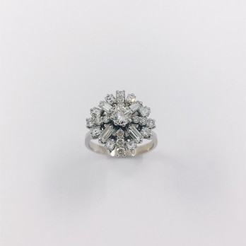 Anillo oro blanco y diamantes 2