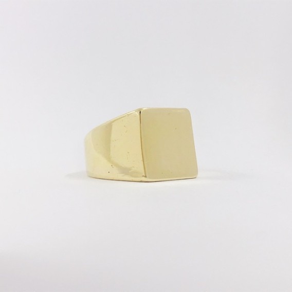 Anillo sello cuadrado en oro 18kt