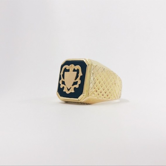 Anillo sello en oro 18kt con onix