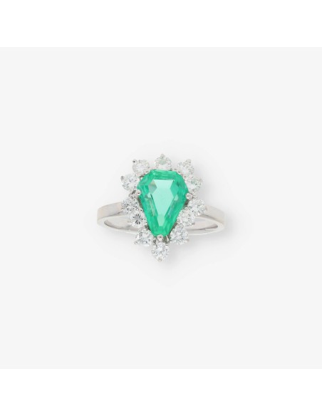 Anillo en oro blanco 18kt con brillantes y esmeralda