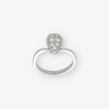 Anillo con lÃ¡grima central con pavÃ© de brillantes 2