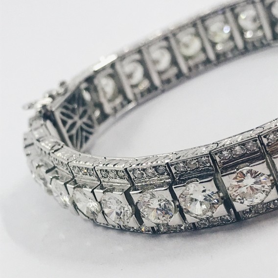 Pulsera riviere en oro blanco y brillantes