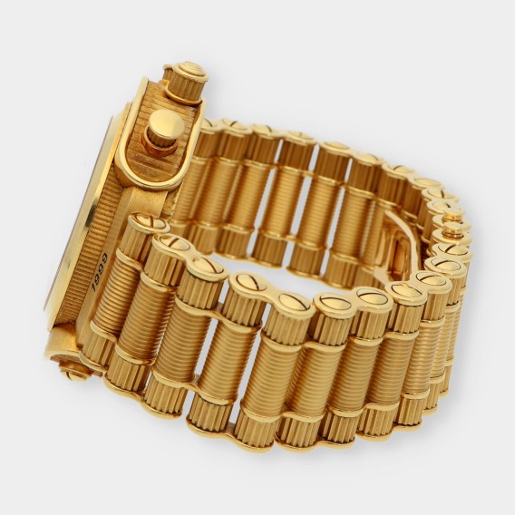 Montega R9 MC 01 en oro 18kt