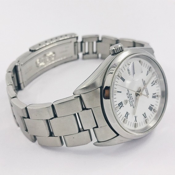 Rolex Oyster Perpetual Date 15200