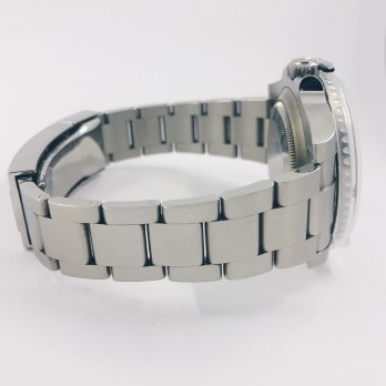 Rolex Submariner  116610LV Hulk 2