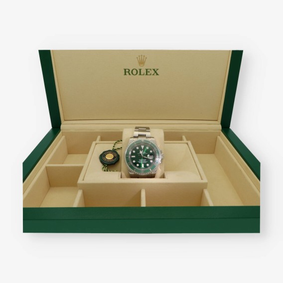 Rolex Submariner 116610LV Hulk con caja y documentos