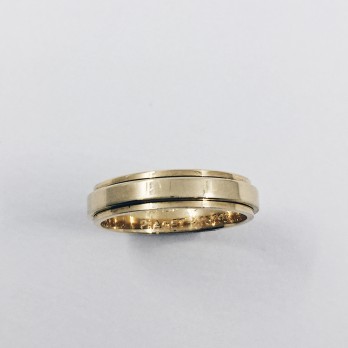 Anillo Piaget de oro 2